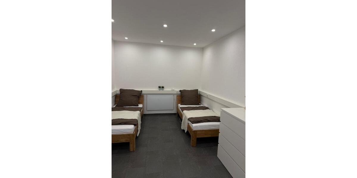 Erdgeschoßwohnung Mönchweiler - 4 Zimmer, 120 m&sup2;, 25&euro; | Angebot:24864807