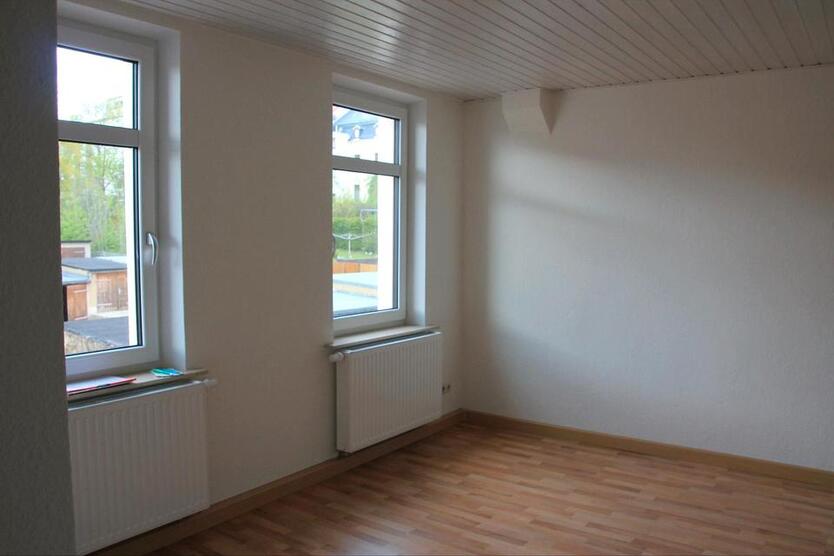 helle DG 3-Raum-Wohnung