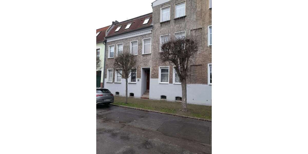 Etagenwohnung Burg - 2 Zimmer, 43 m&sup2;, 387&euro; | Angebot:27254327