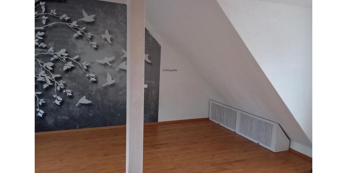 Dachgeschoßwohnung Alsleben (Saale) - 2 Zimmer, 45 m&sup2;, 270&euro; | Angebot:26305314