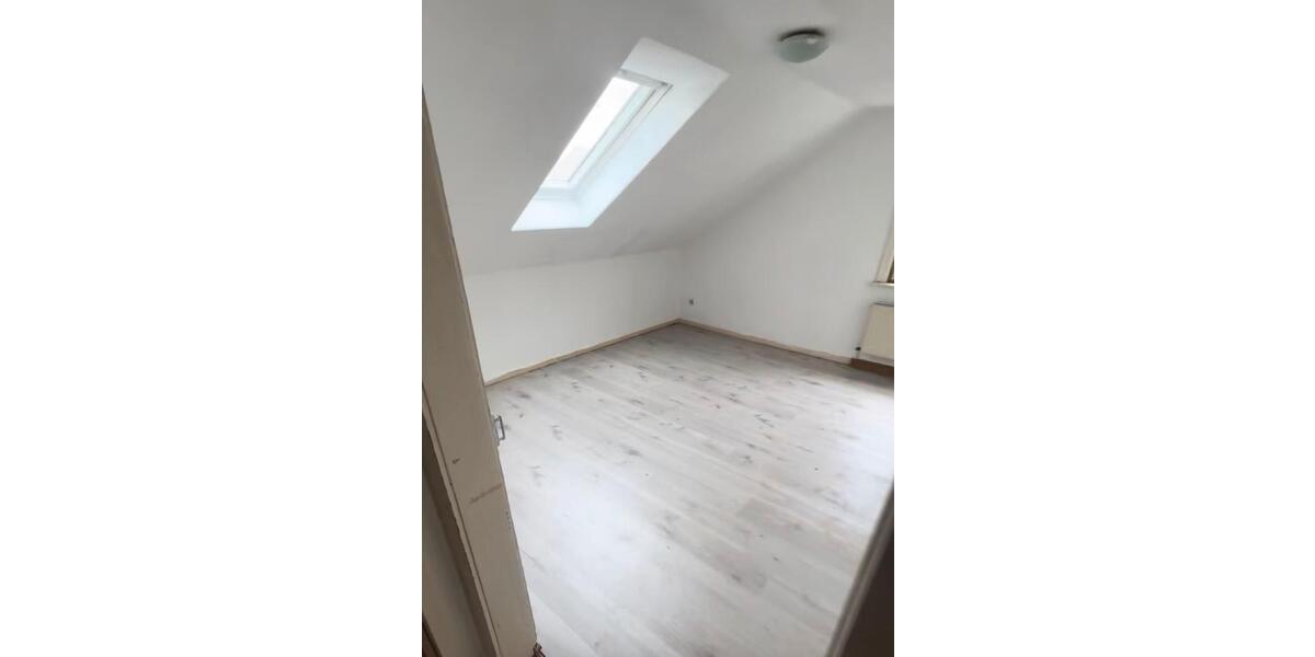 Dachgeschoßwohnung Hann. Münden - 4 Zimmer, 100 m&sup2;, 700&euro; | Angebot:25850273