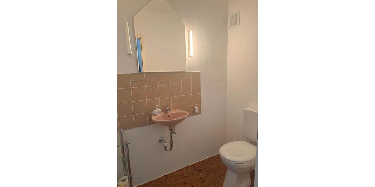 Etagenwohnung Leonberg - 2.5 Zimmer, 75 m&sup2;, 1.050&euro; | Angebot:26698177