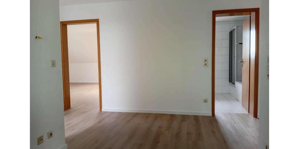 Dachgeschoßwohnung Kernen im Remstal - 3.5 Zimmer, 113 m&sup2;, 1.095&euro; | Angebot:25073823