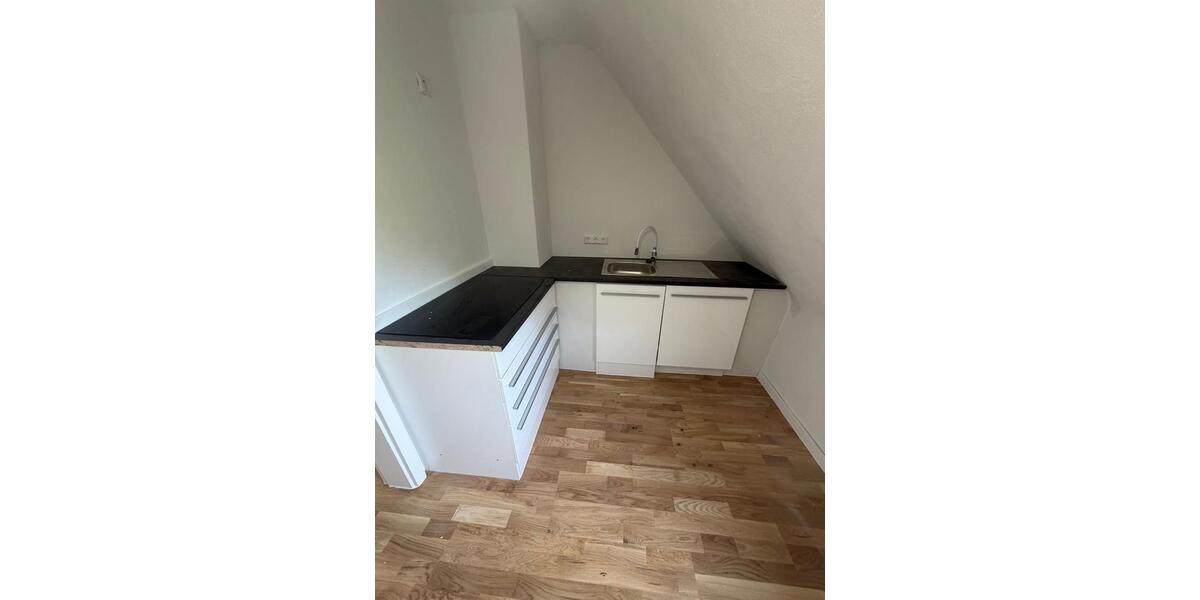 Dachgeschoßwohnung Achern - 3 Zimmer, 68 m&sup2;, 700&euro; | Angebot:26577718