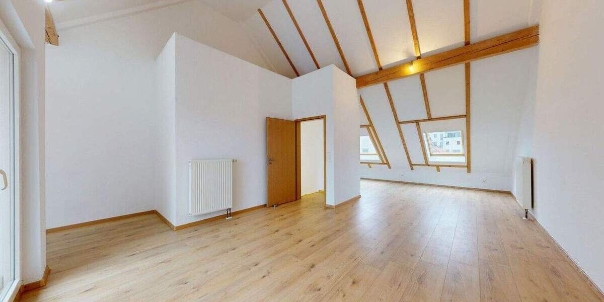Reihenmittelhaus Frankfurt am Main Preungesheim - 5 Zimmer, 226 m&sup2;, 2.950&euro; | Angebot:25152532