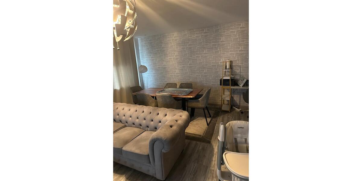 Etagenwohnung Duisburg - 3 Zimmer, 90 m&sup2;, 639&euro; | Angebot:25882225