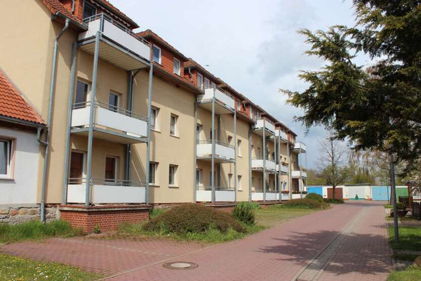 Wohnung zum Mieten in OscherslebenOT Schermcke 338 € 61.43 m² 2 zimmer