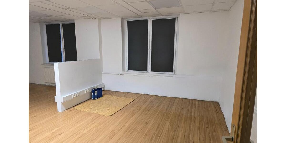 Gewerbeobjekt Finsterwalde - 1.200&euro; | Angebot:24669378