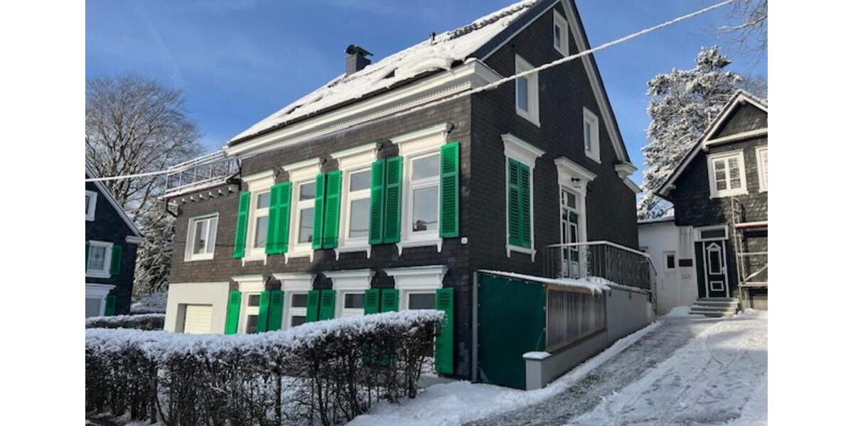 Kernsanierte große Gründerzeitwohnung mit Garten und Stellplatz 3 zimmer