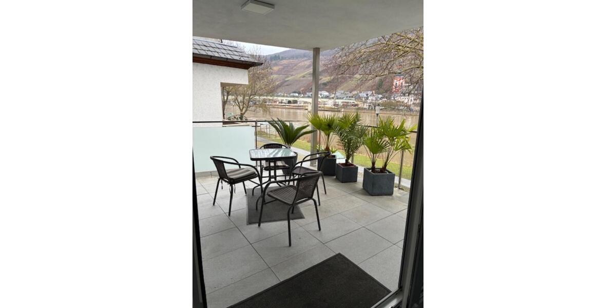 Etagenwohnung Zell (Mosel) - 2.5 Zimmer, 100 m&sup2;, 880&euro; | Angebot:24811327