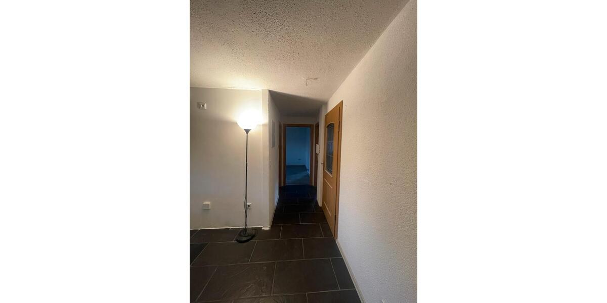 Erdgeschoßwohnung Butzbach - 3.5 Zimmer, 74 m&sup2;, 1.200&euro; | Angebot:24381467