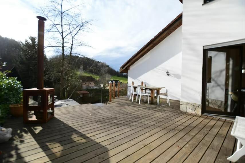 Einfamilienhaus Brensbach - 3 Zimmer, 210 m&sup2;, 1.800&euro; | Angebot:25581573