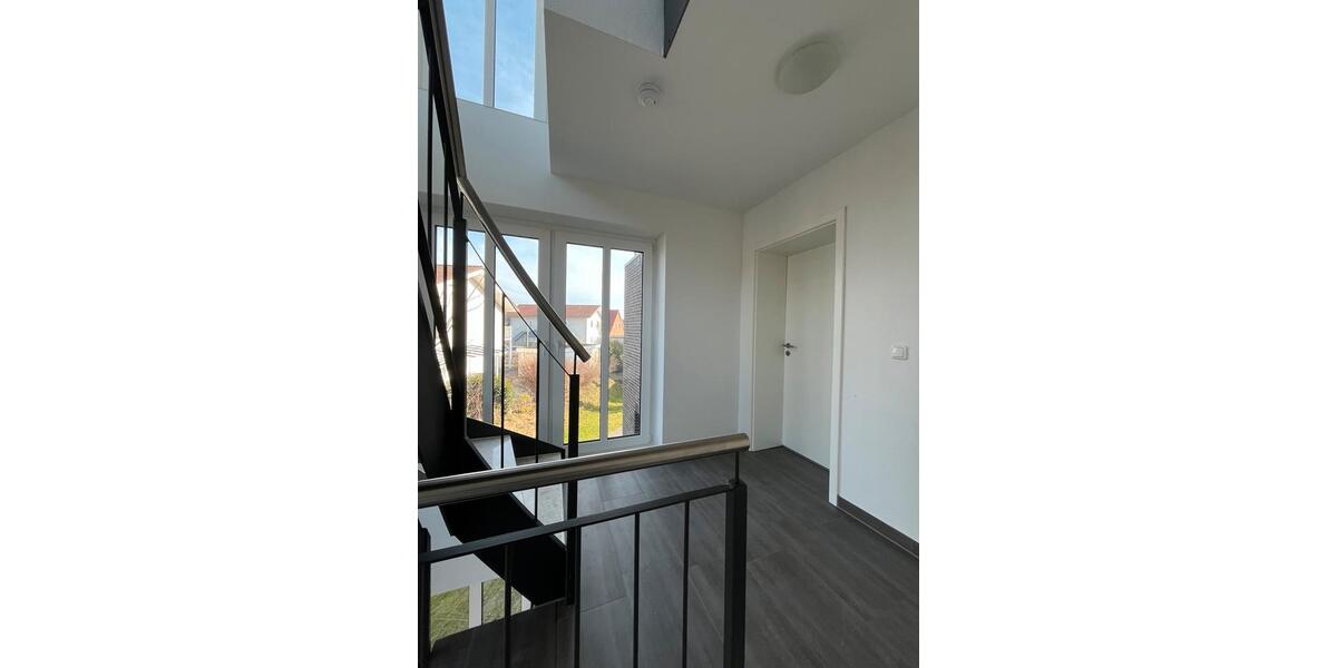 Etagenwohnung Husum - 3 Zimmer, 78 m&sup2;, 975&euro; | Angebot:26125835