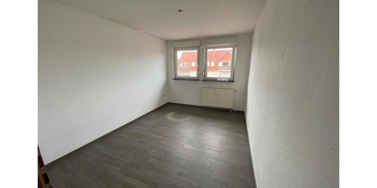 Dachgeschoßwohnung Zerbst (Anhalt) Leps - 4 Zimmer, 93 m&sup2;, 420&euro; | Angebot:26459503
