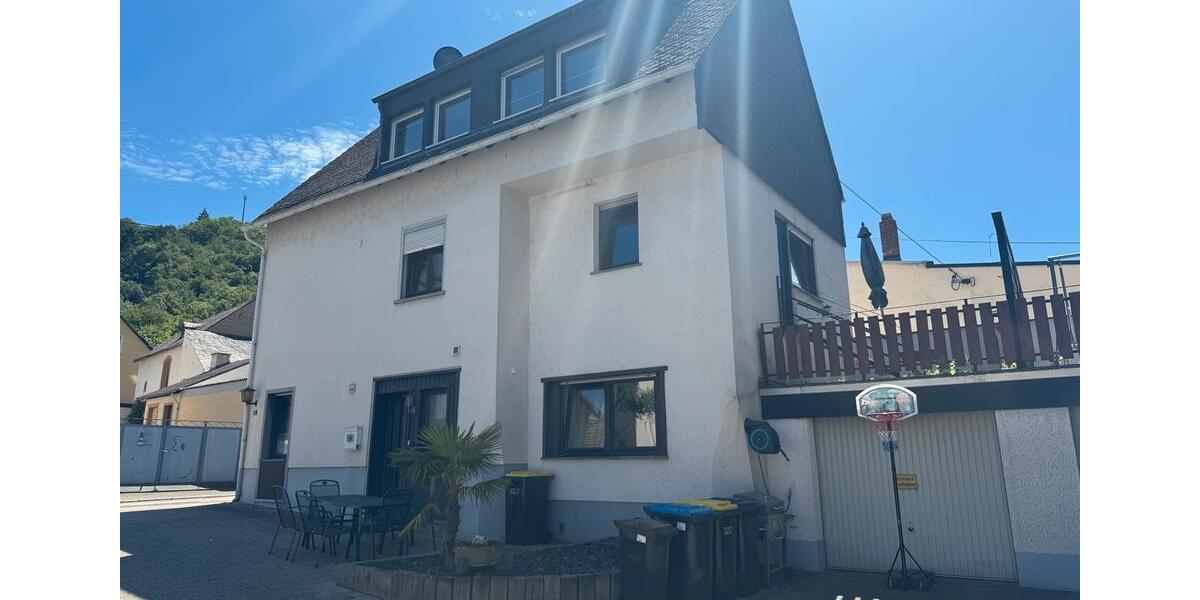 Haus 7 ZKB in Oberfell zu vermieten 7 zimmer