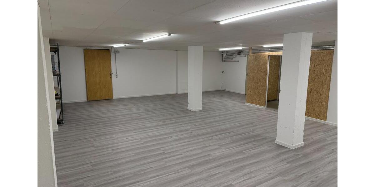 Gewerbeobjekt Göppingen - 375&euro; | Angebot:25137178