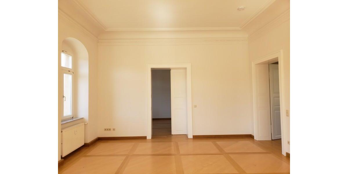 Etagenwohnung Limbach-Oberfrohna Oberfrohna - 2 Zimmer, 76 m&sup2;, 500&euro; | Angebot:26385618