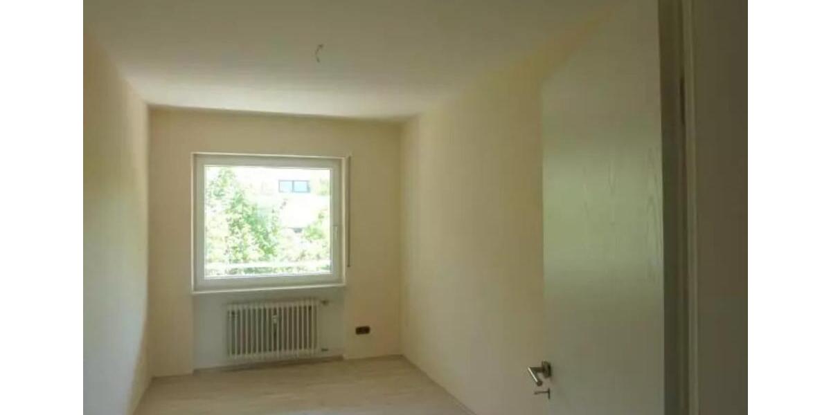 Etagenwohnung Heroldsbach - 5 Zimmer, 135 m&sup2;, 1.500&euro; | Angebot:25350071
