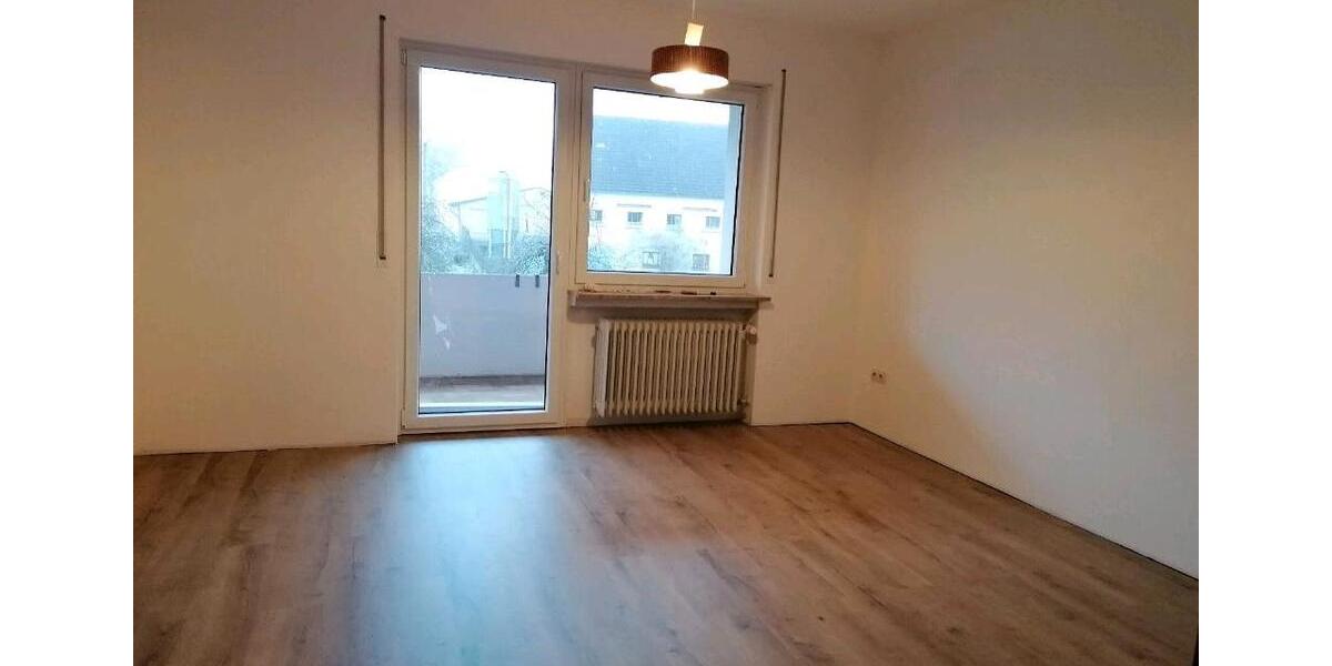 Etagenwohnung Adelshofen - 4 Zimmer, 113 m&sup2;, 790&euro; | Angebot:26522817