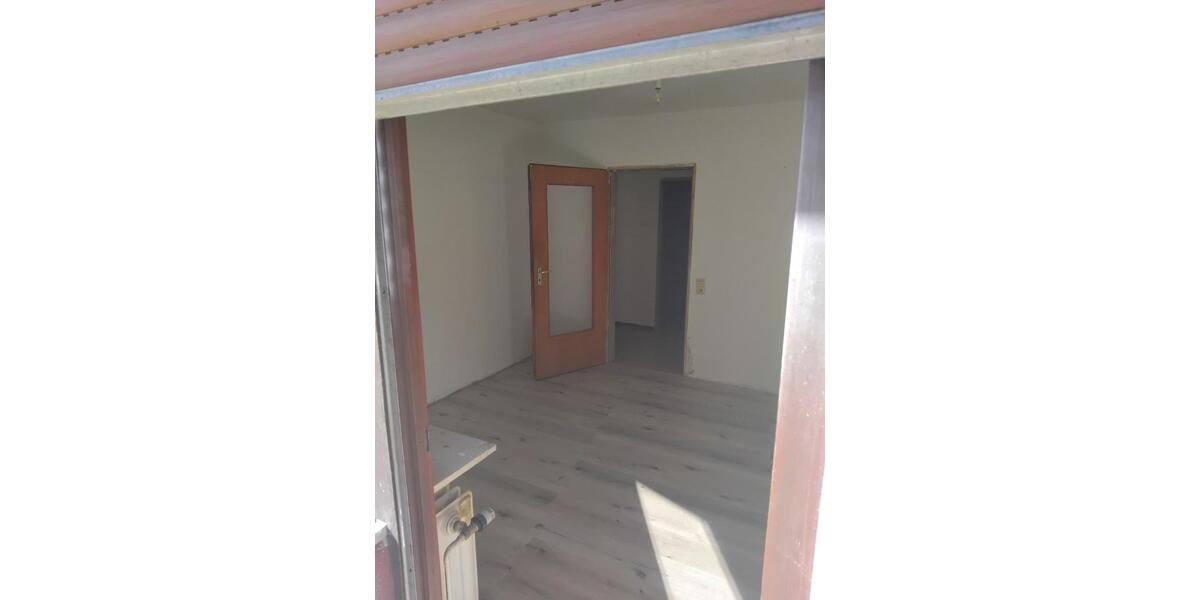 Terrassenwohnung Oberzent - 2 Zimmer, 100 m&sup2;, 750&euro; | Angebot:25792456