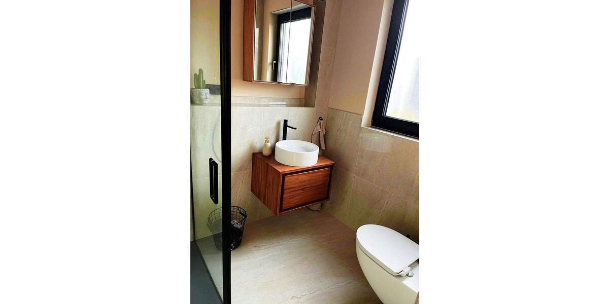 Moderne Neubau-Doppelhaushälfte mit 5 Zimmer und Garten - ideal für Familien 5 zimmer