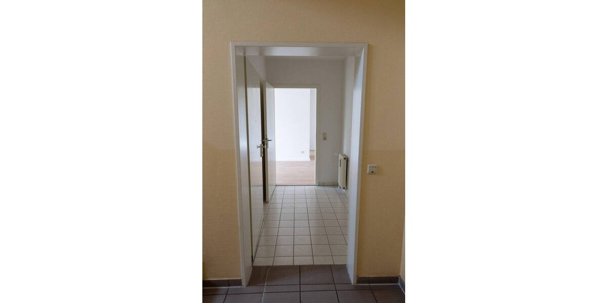 Etagenwohnung Haldensleben - 3 Zimmer, 71 m&sup2;, 580&euro; | Angebot:26811970
