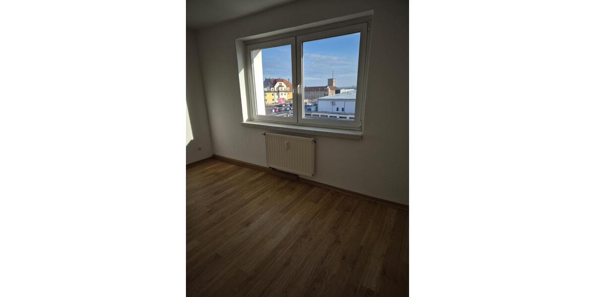 Etagenwohnung Großenhain - 3 Zimmer, 67 m&sup2;, 434&euro; | Angebot:24877913