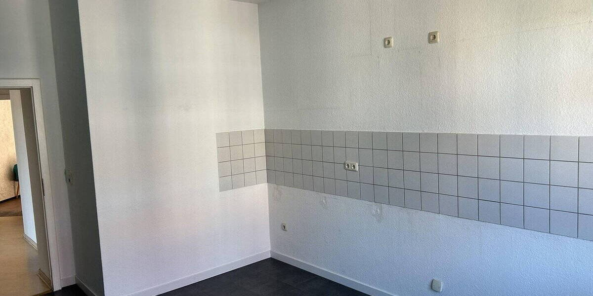 Etagenwohnung Kassel West - 3 Zimmer, 111 m&sup2;, 1.200&euro; | Angebot:26791668