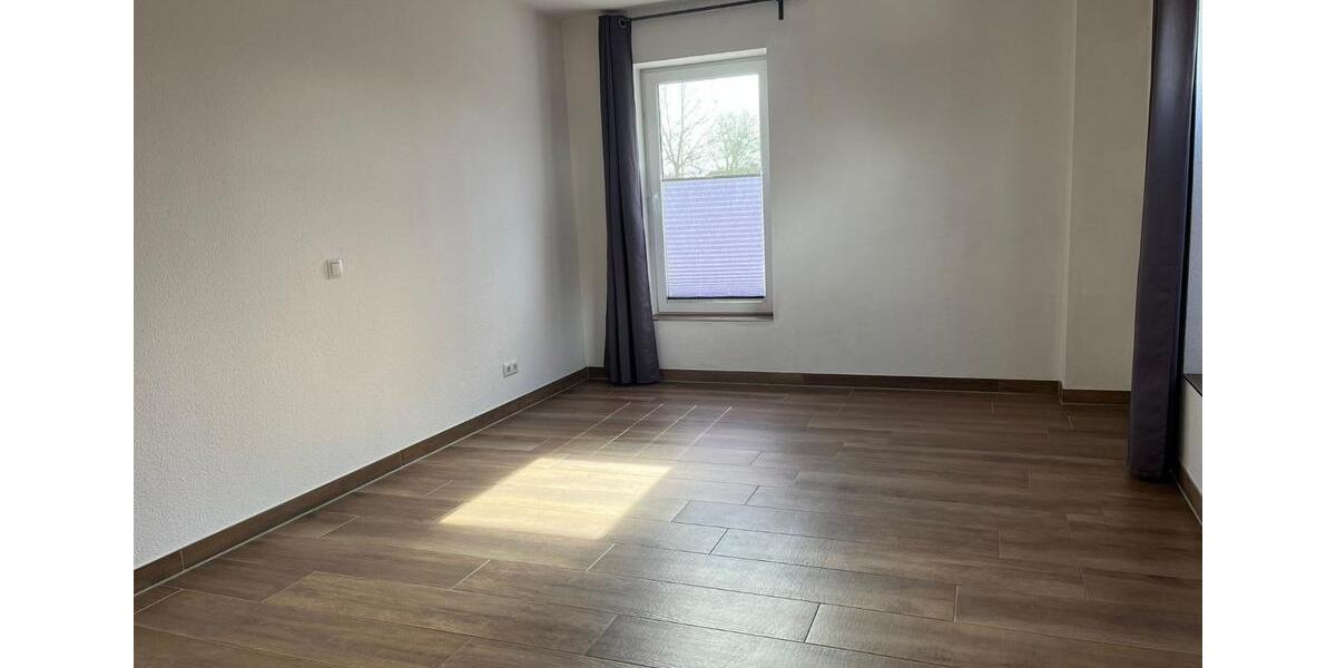 Etagenwohnung Garrel - 2 Zimmer, 80 m&sup2;, 1.000&euro; | Angebot:25751520