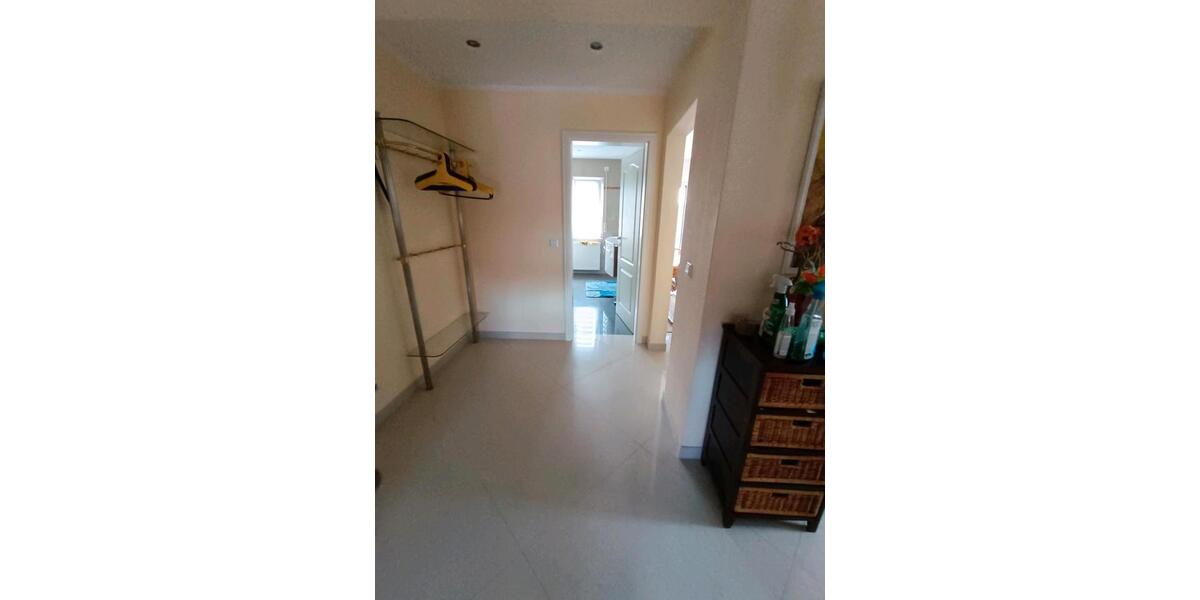 Etagenwohnung Friedberg (Hessen) - 4 Zimmer, 96 m&sup2;, 500&euro; | Angebot:26134399