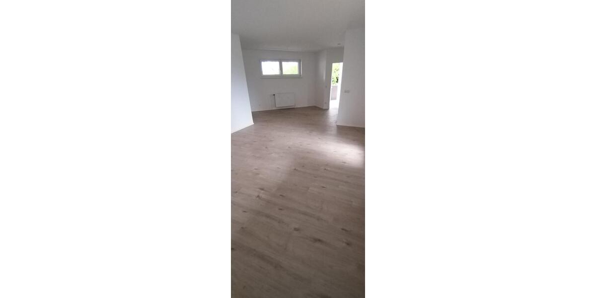 Etagenwohnung Bad Berleburg - 4 Zimmer, 98 m&sup2;, 690&euro; | Angebot:25751941
