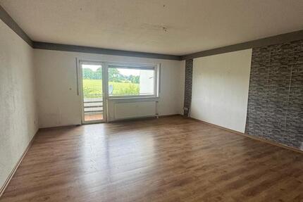 Wohnung Lage - 3 Zimmer, 82 m&sup2;, 396&euro; | Angebot:25171457