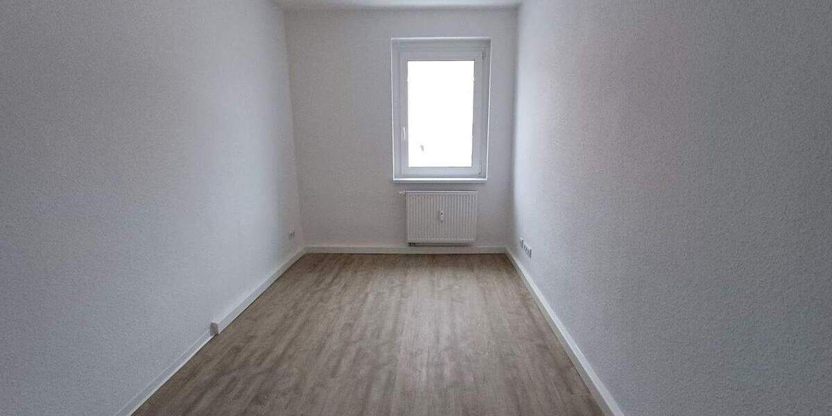 Etagenwohnung Merseburg Kötzschen - 2 Zimmer, 49 m&sup2;, 329&euro; | Angebot:25779227
