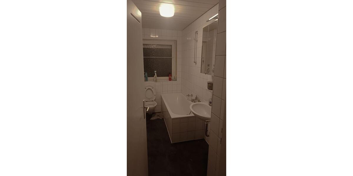 Wohnen auf Zeit Karlsruhe Innenstadt-Ost - 1 Zimmer, 16 m&sup2;, 525&euro; | Angebot:26553445