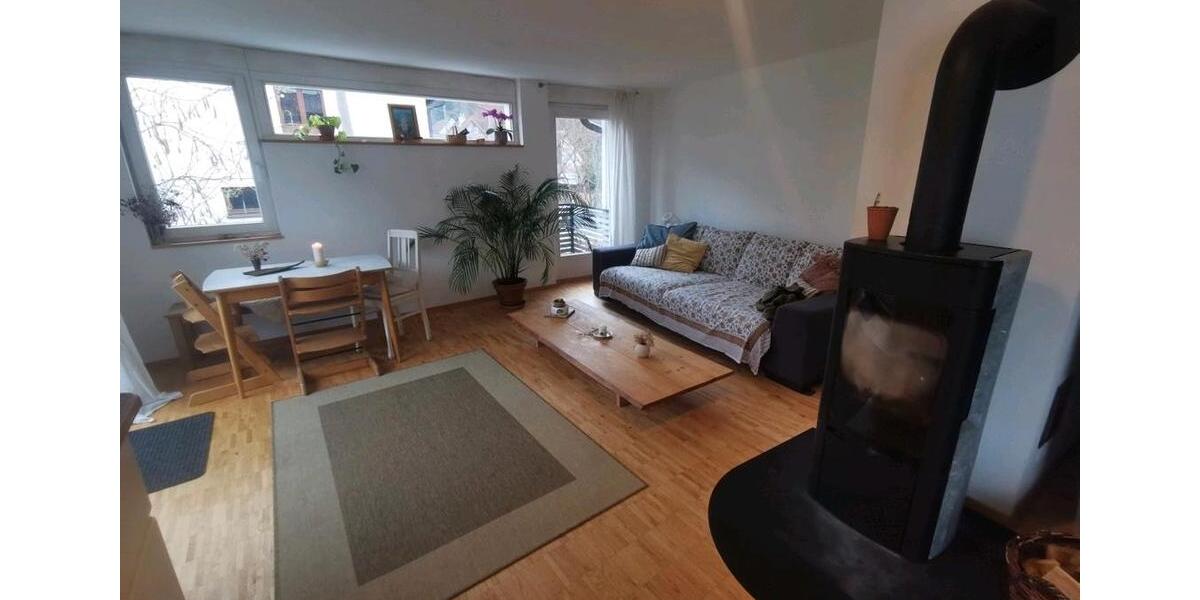 Wohnen auf Zeit Freiburg im Breisgau Haslach - 1 Zimmer, 140 m&sup2;, 550&euro; | Angebot:26218661