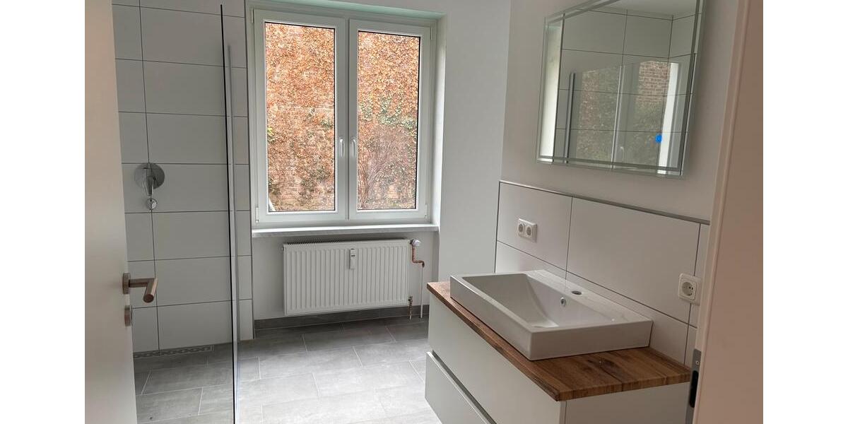 Terrassenwohnung Düren - 2 Zimmer, 97 m&sup2;, 850&euro; | Angebot:25143789
