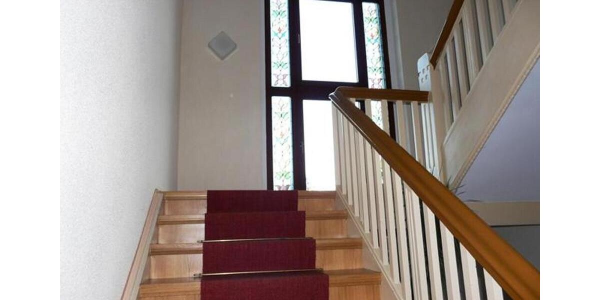 Dachgeschoßwohnung Meerane - 2 Zimmer, 94 m&sup2;, 705&euro; | Angebot:24614184