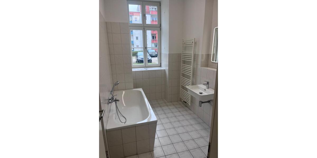 Erdgeschoßwohnung Greifswald - 3 Zimmer, 93 m&sup2;, 1.300&euro; | Angebot:26232566