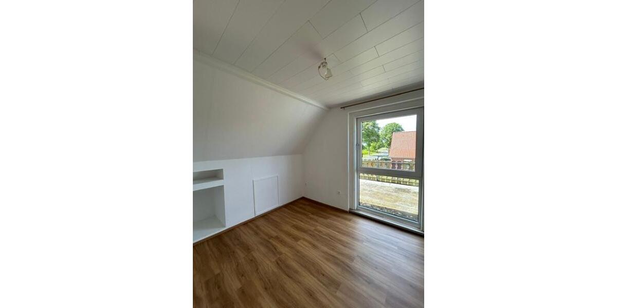 Einfamilienhaus Rhede (Ems) - 6 Zimmer, 120 m&sup2;, 750&euro; | Angebot:26704535