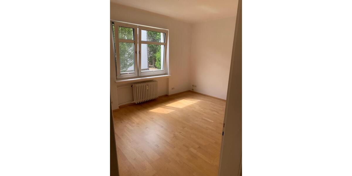 Großzügige 5-Zimmer-Wohnung Altbau mit Balkon in Northeim 5 zimmer