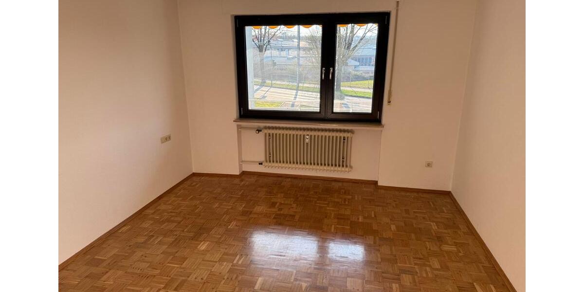 Etagenwohnung Vellmar - 3 Zimmer, 77 m&sup2;, 720&euro; | Angebot:25886623