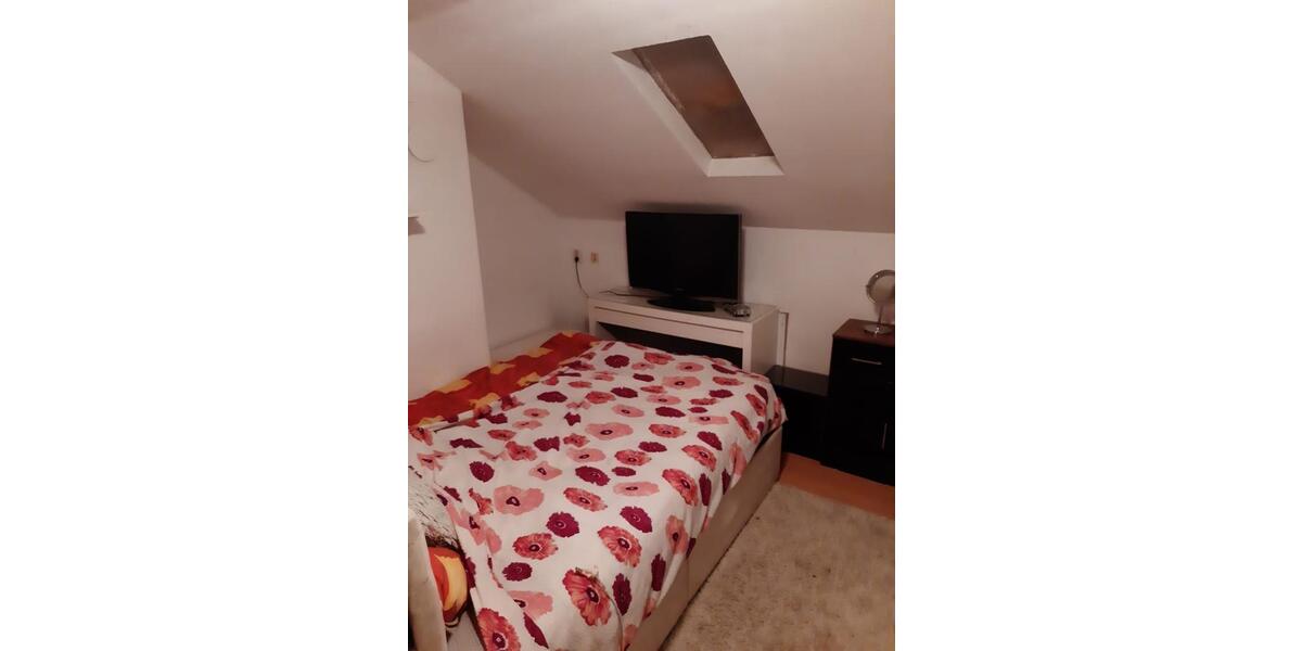 Etagenwohnung Tübingen - 1 Zimmer, 14 m&sup2;, 350&euro; | Angebot:26386666