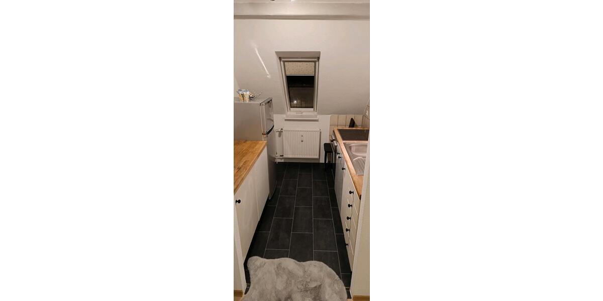 Dachgeschoßwohnung Wolfsburg - 2 Zimmer, 39 m&sup2;, 371&euro; | Angebot:25756561