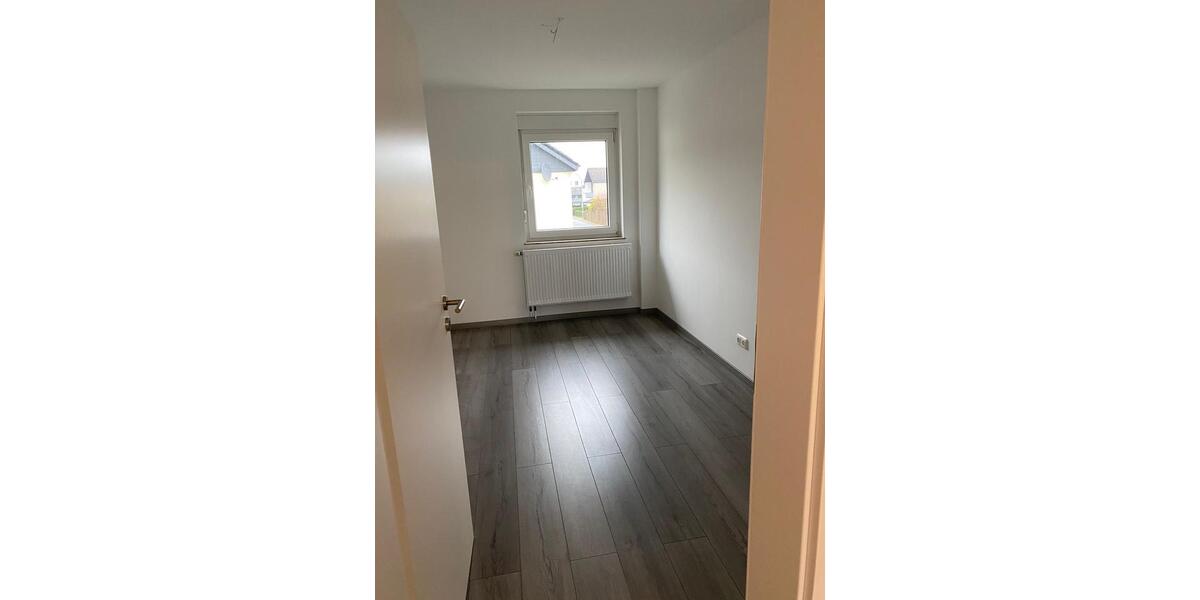 Etagenwohnung Schleiden - 3 Zimmer, 58 m&sup2;, 525&euro; | Angebot:26258518