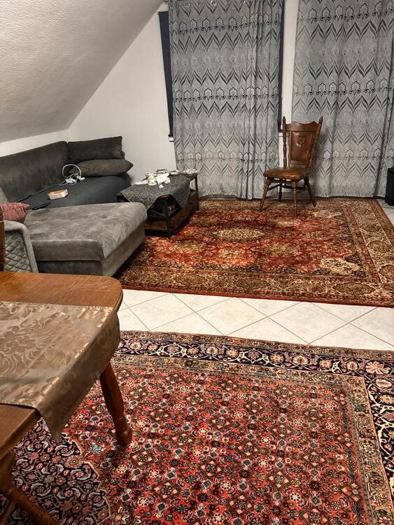 WG Wohnung in sehr gute Ecke