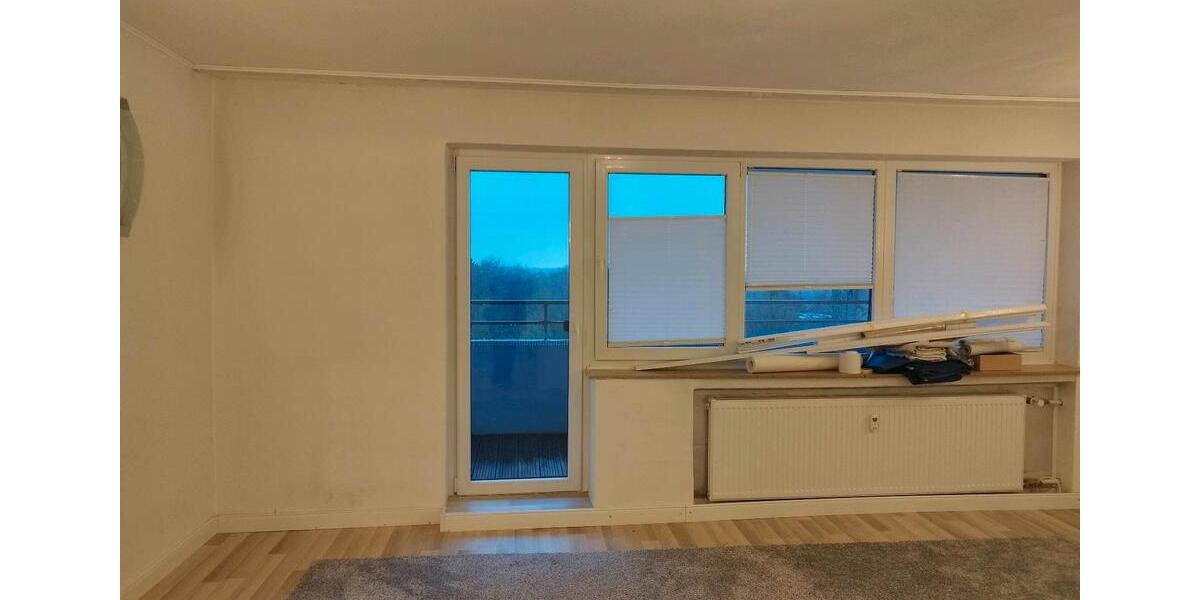 Etagenwohnung Detmold - 3 Zimmer, 72 m&sup2;, 570&euro; | Angebot:25990352