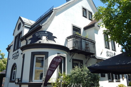 Moderne Gastronomiefläche in Toplage – Voll ausgestattet mit großzügigem Gastgarten und Außenbar zimmer