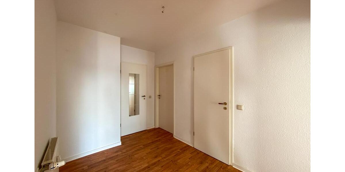 Dachgeschoßwohnung Naumburg (Saale) - 3 Zimmer, 79 m&sup2;, 500&euro; | Angebot:25719590