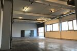 Verkehrsgünstige Gewerbehalle m. Sanitärräumen, eigenem Tor und 2 Parkplätzen provisionsfrei zimmer