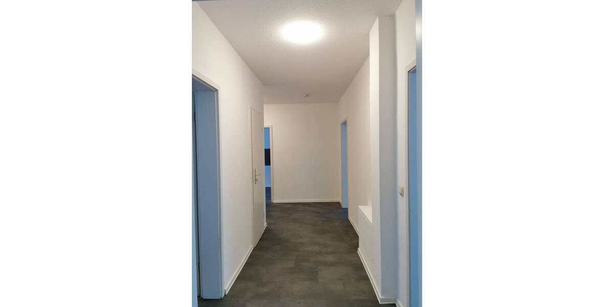 Etagenwohnung Gera Debschwitz - 3 Zimmer, 92 m&sup2;, 590&euro; | Angebot:26154514
